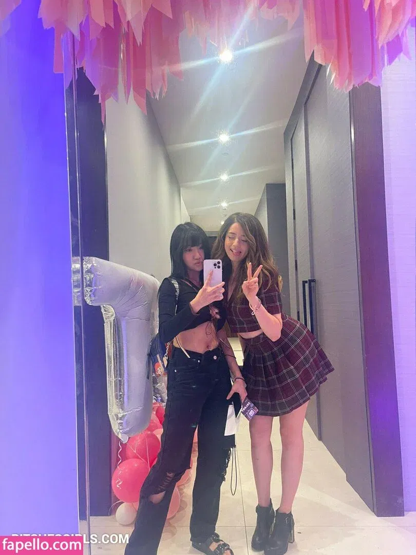 AriaSaki Onlyfans Photo Gallery 