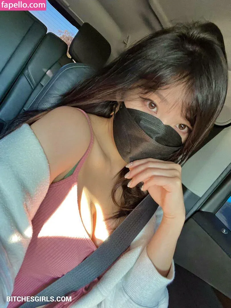 AriaSaki Onlyfans Photo Gallery 