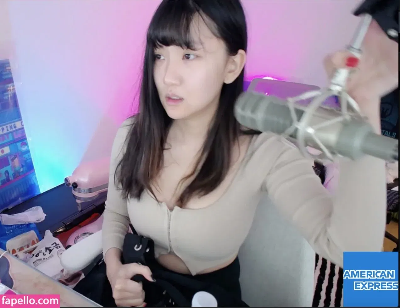 AriaSaki Onlyfans Photo Gallery 