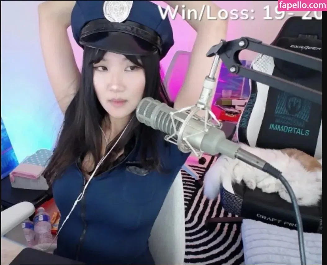 AriaSaki Onlyfans Photo Gallery 