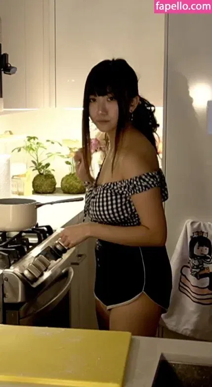 AriaSaki Onlyfans Photo Gallery 