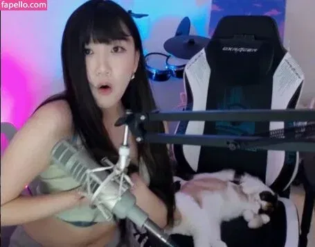 AriaSaki Onlyfans Photo Gallery 