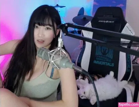 AriaSaki Onlyfans Photo Gallery 