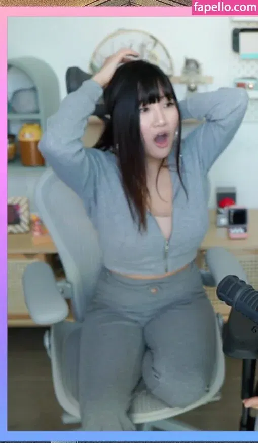 AriaSaki Onlyfans Photo Gallery 