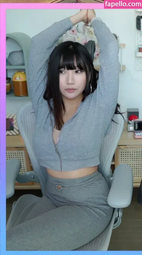 AriaSaki Onlyfans Photo Gallery 