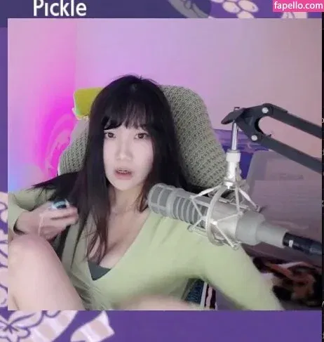 AriaSaki Onlyfans Photo Gallery 