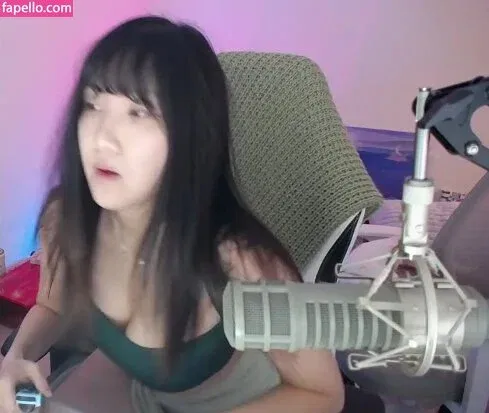 AriaSaki Onlyfans Photo Gallery 