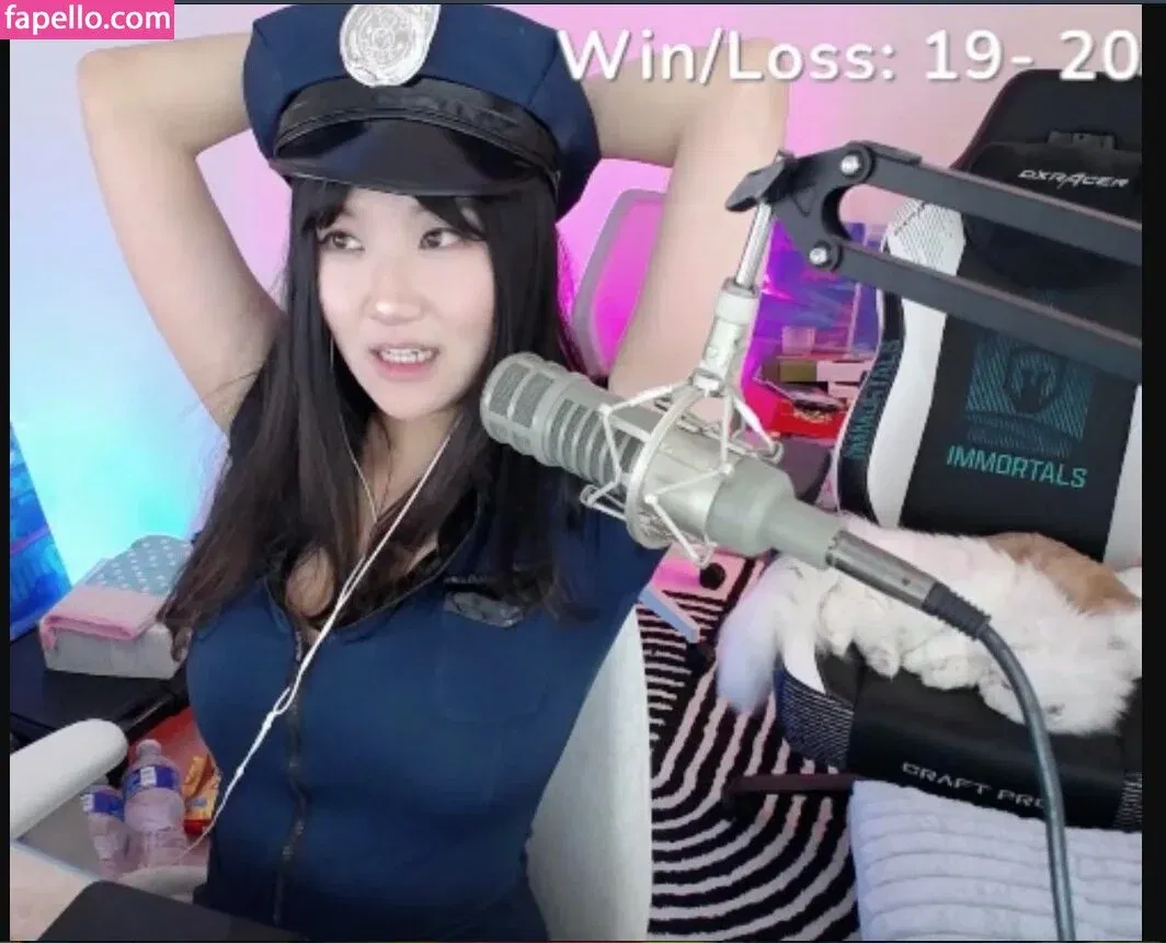 AriaSaki Onlyfans Photo Gallery 