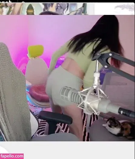 AriaSaki Onlyfans Photo Gallery 