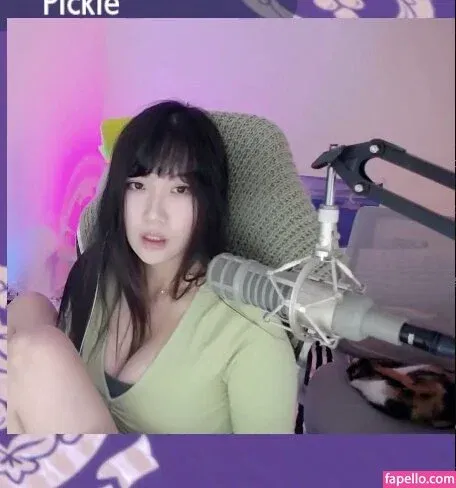 AriaSaki Onlyfans Photo Gallery 