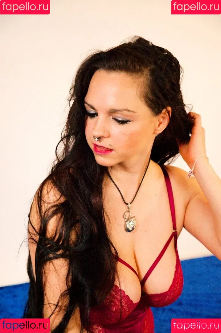 Lady Butterfly Onlyfans Photo Gallery 