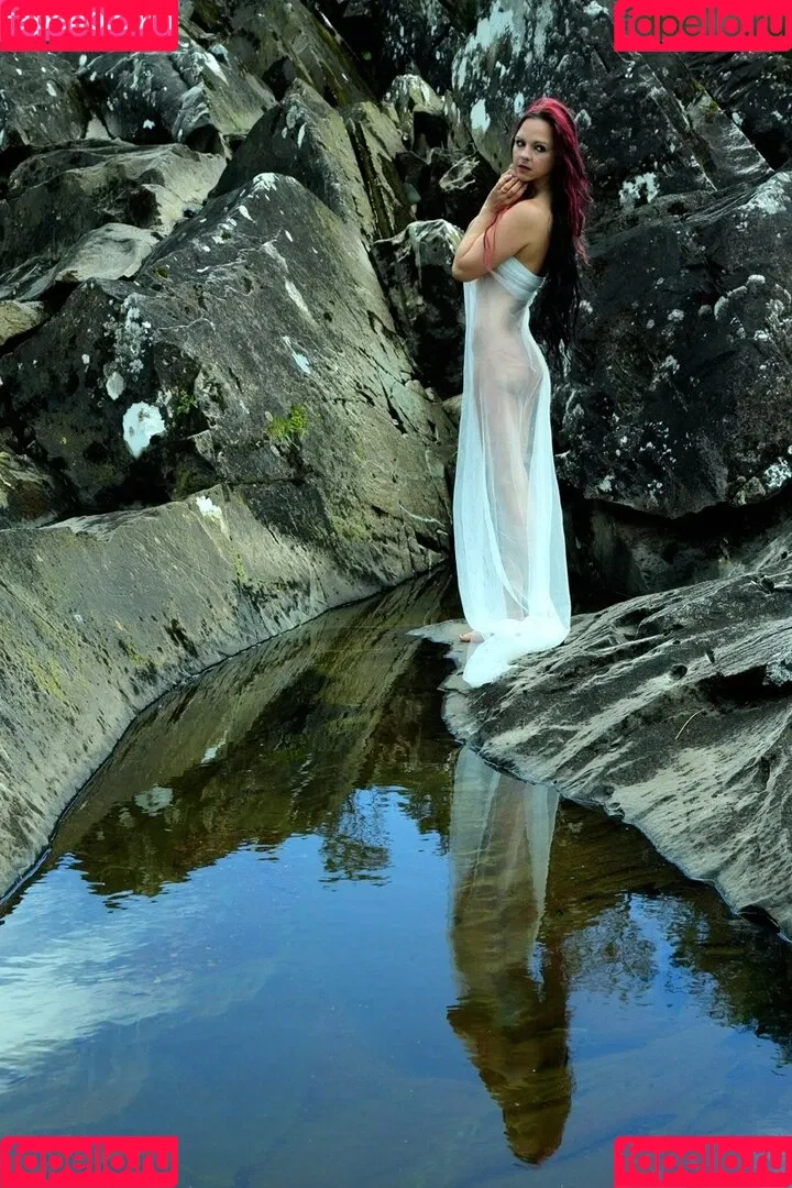 Lady Butterfly Onlyfans Photo Gallery 