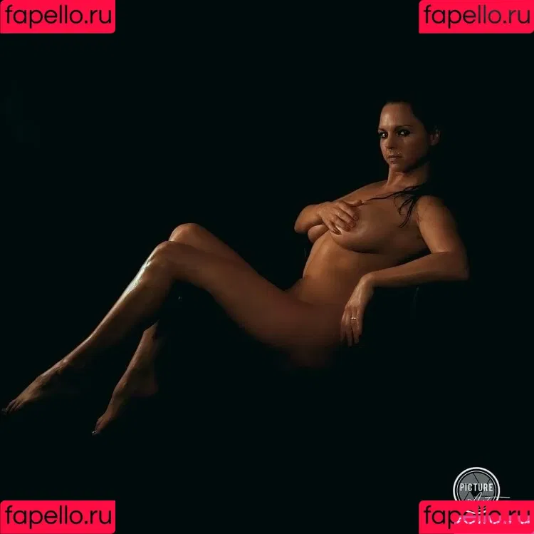 Lady Butterfly Onlyfans Photo Gallery 