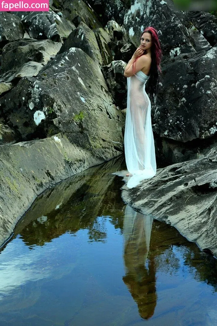 Lady Butterfly Onlyfans Photo Gallery 