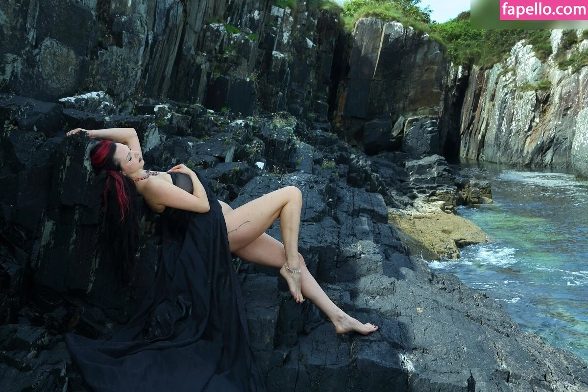 Lady Butterfly Onlyfans Photo Gallery 