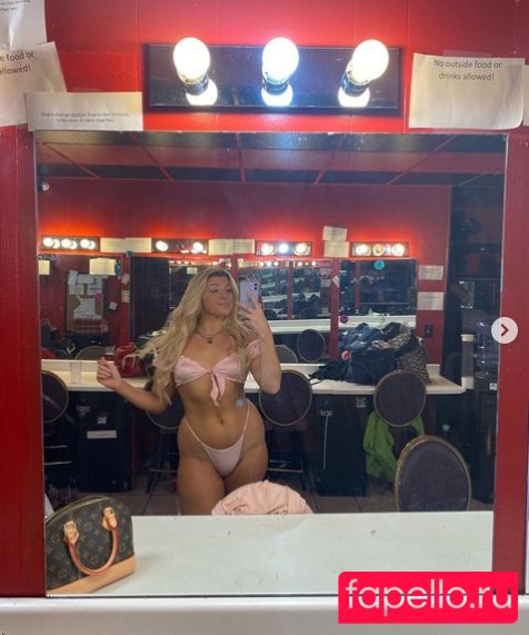 Hollywood Dancer Nude Onlyfans Photo 11