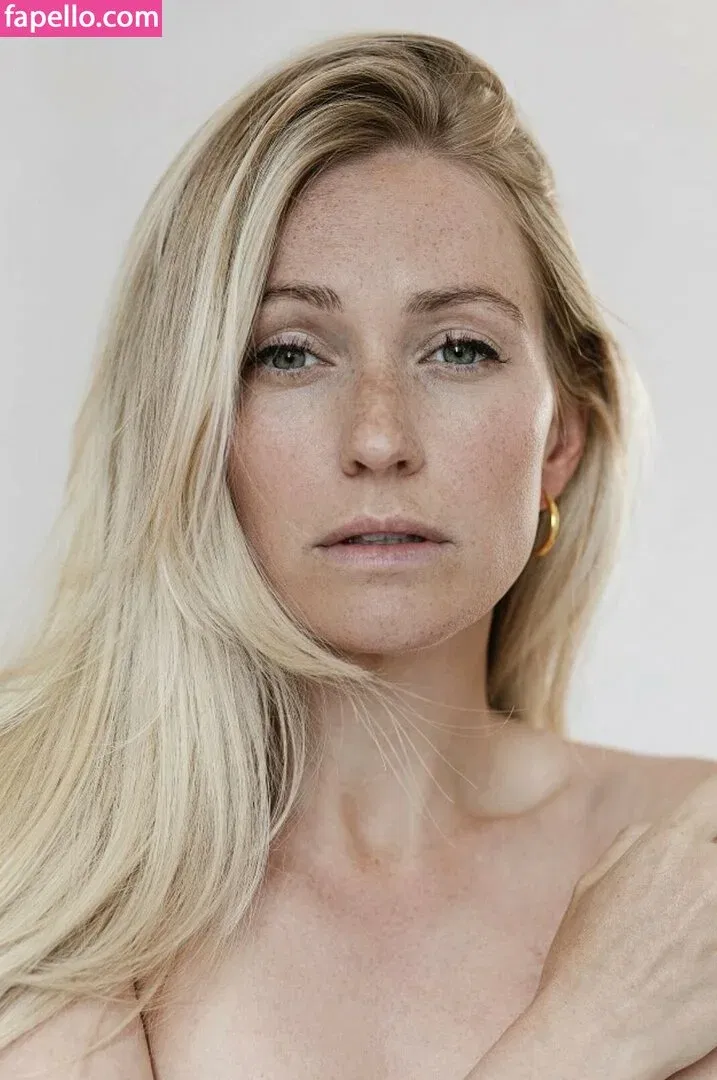 Mumma Mic's ASMR Onlyfans Photo Gallery 