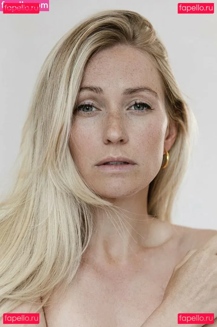 Mumma Mic's ASMR Onlyfans Photo Gallery 