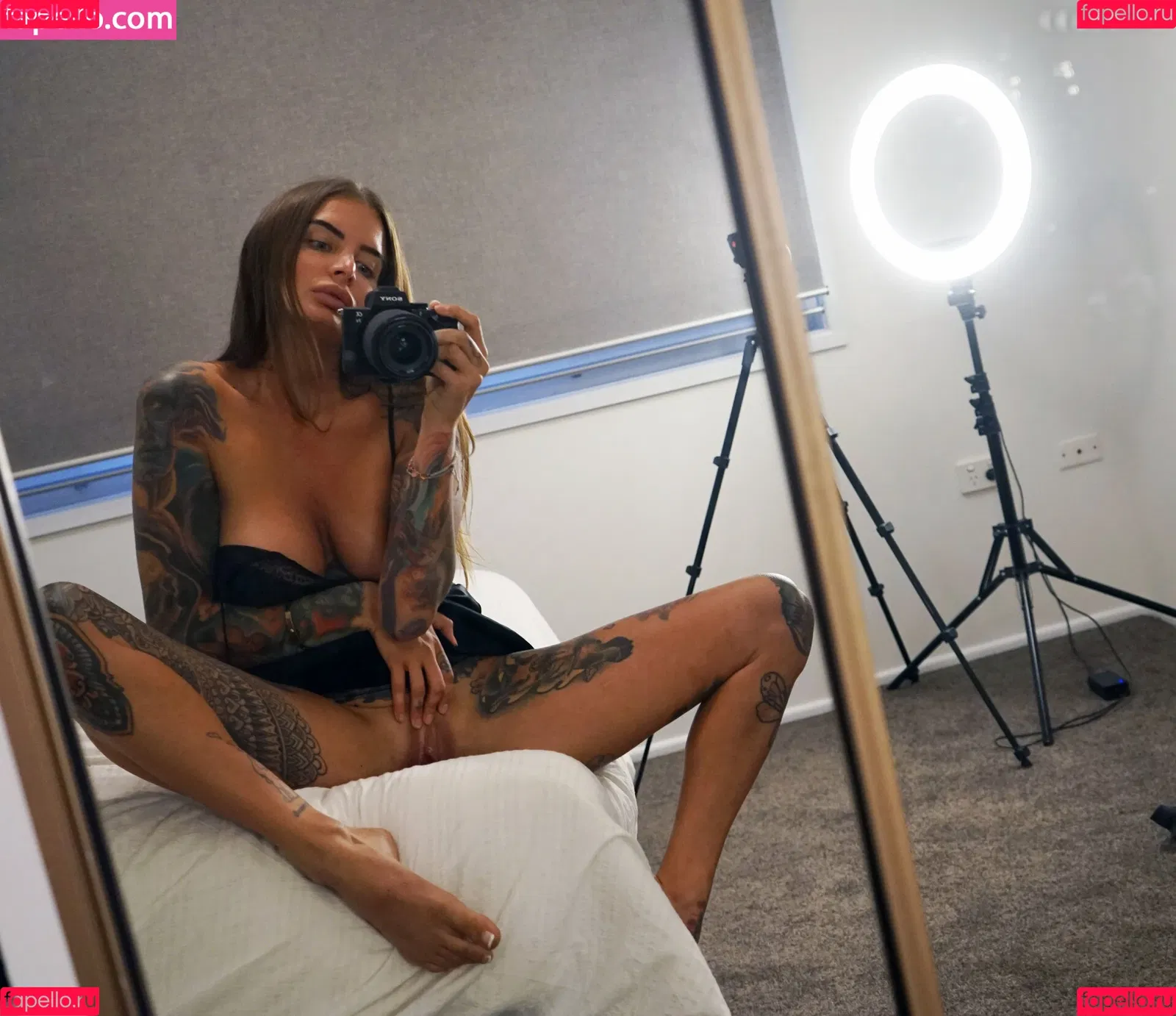Evelyn | 2Vaginas Onlyfans Photo Gallery 