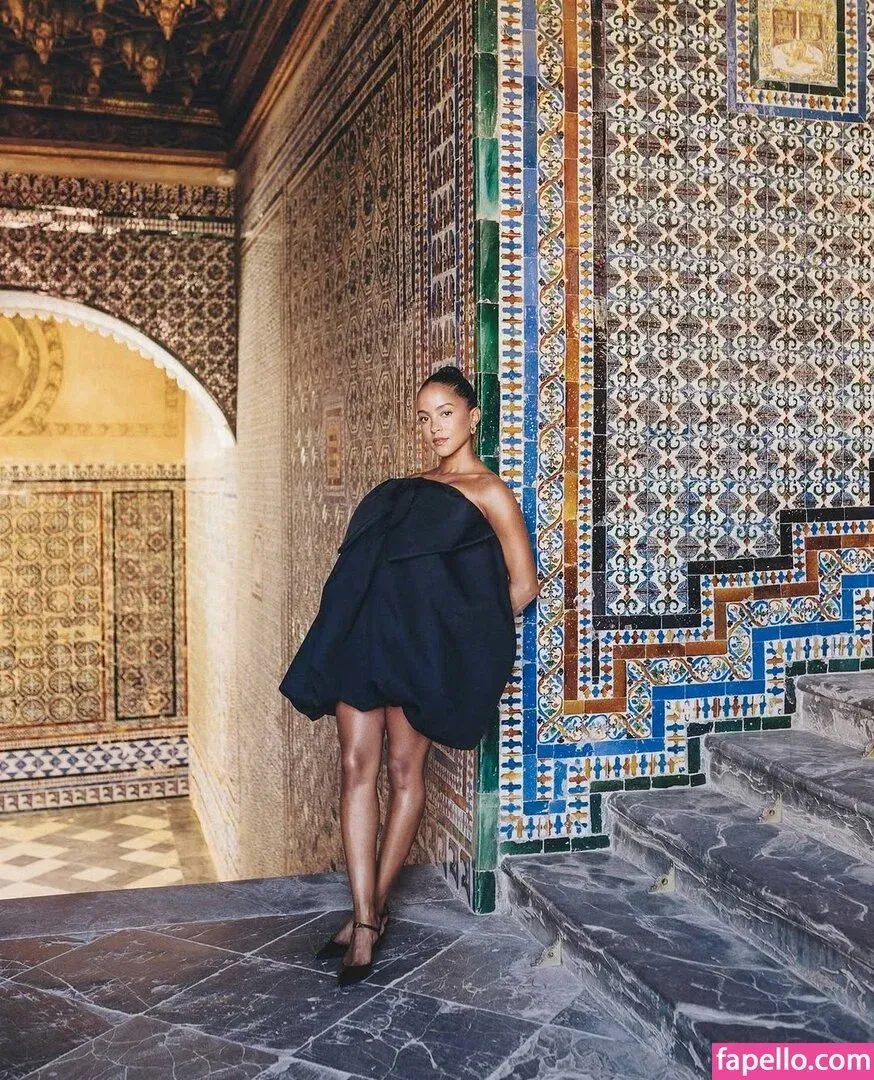 Lou Llobell Onlyfans Photo Gallery 