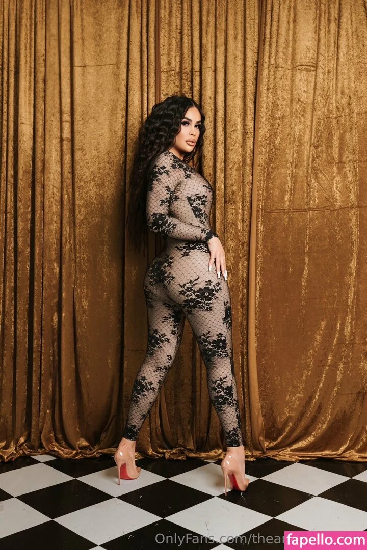 Theamericanjade Onlyfans Photo Gallery 