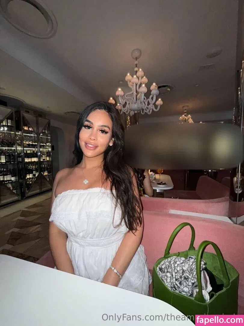 Theamericanjade Onlyfans Photo Gallery 