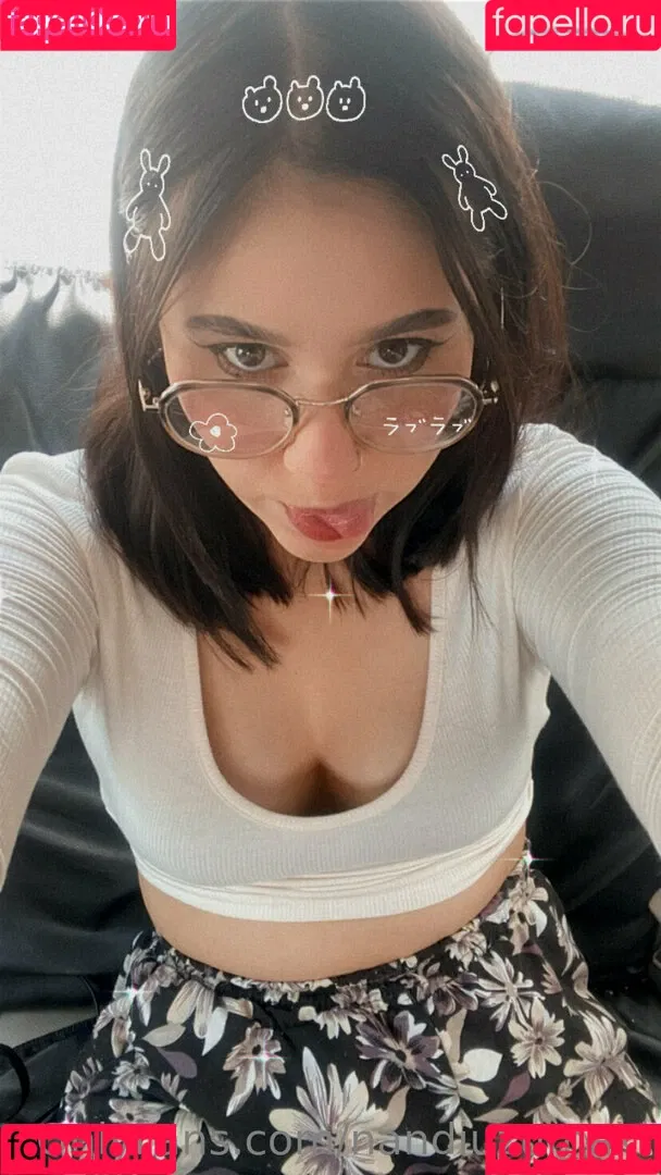 Nandiuzumaki Onlyfans Photo Gallery 