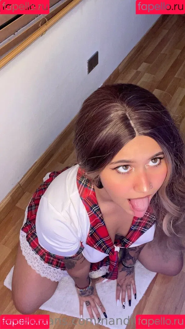 Nandiuzumaki Onlyfans Photo Gallery 