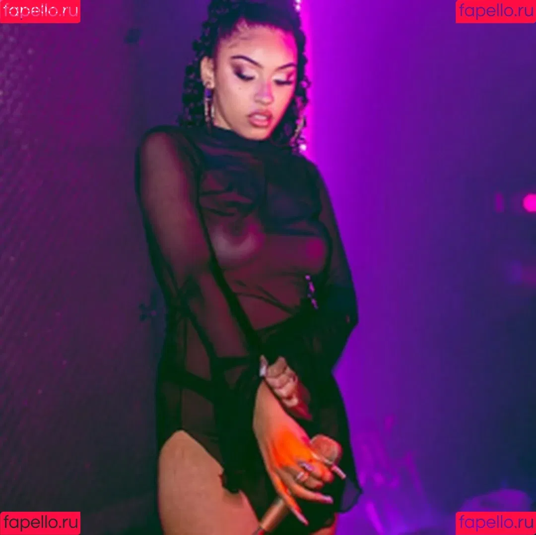 Nadja Marina Onlyfans Photo Gallery 