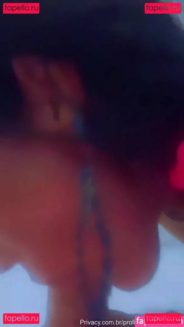 Carol Muniz Onlyfans Photo Gallery 