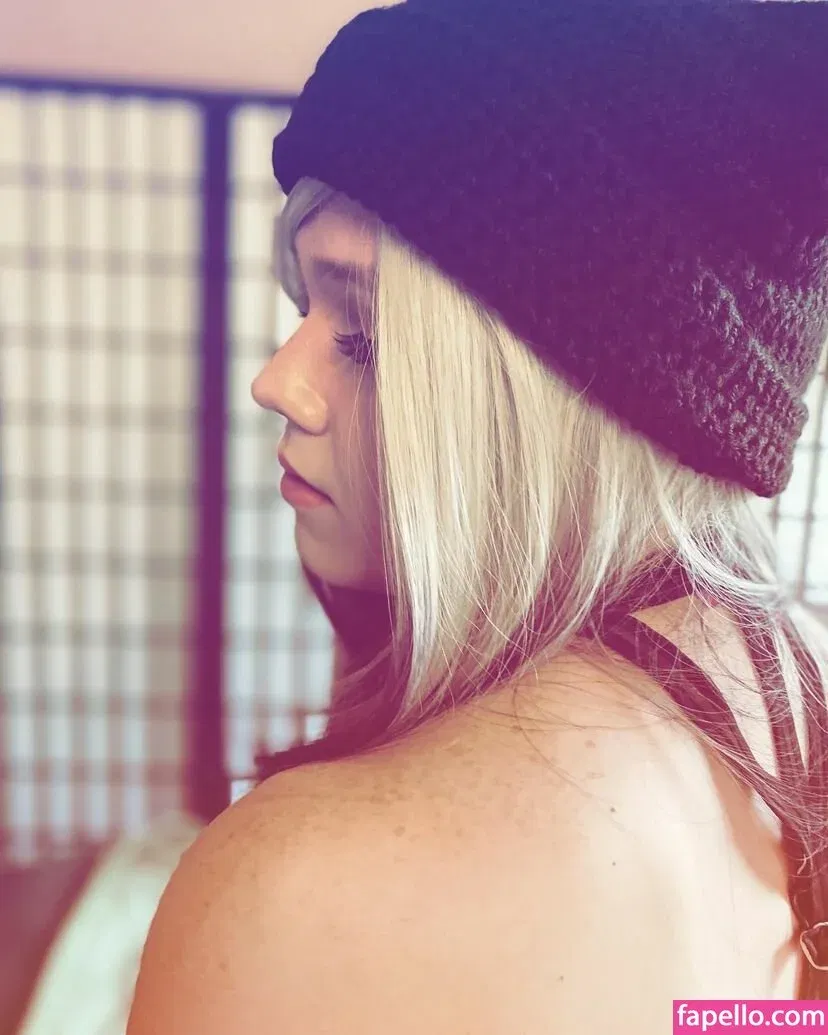 Onyushka Onlyfans Photo Gallery 