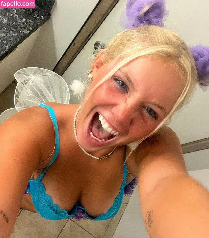 Cmillyslife Onlyfans Photo Gallery 