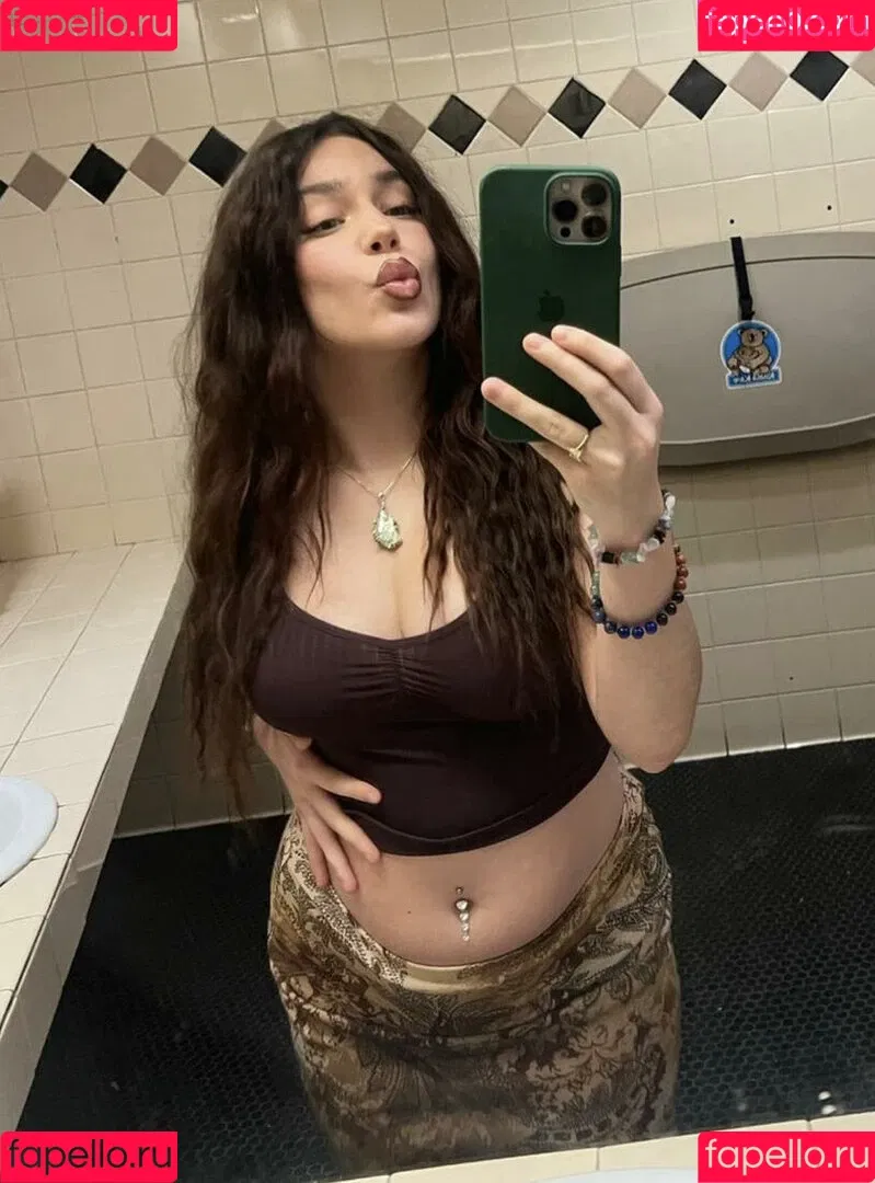 Paeka Campos Onlyfans Photo Gallery 