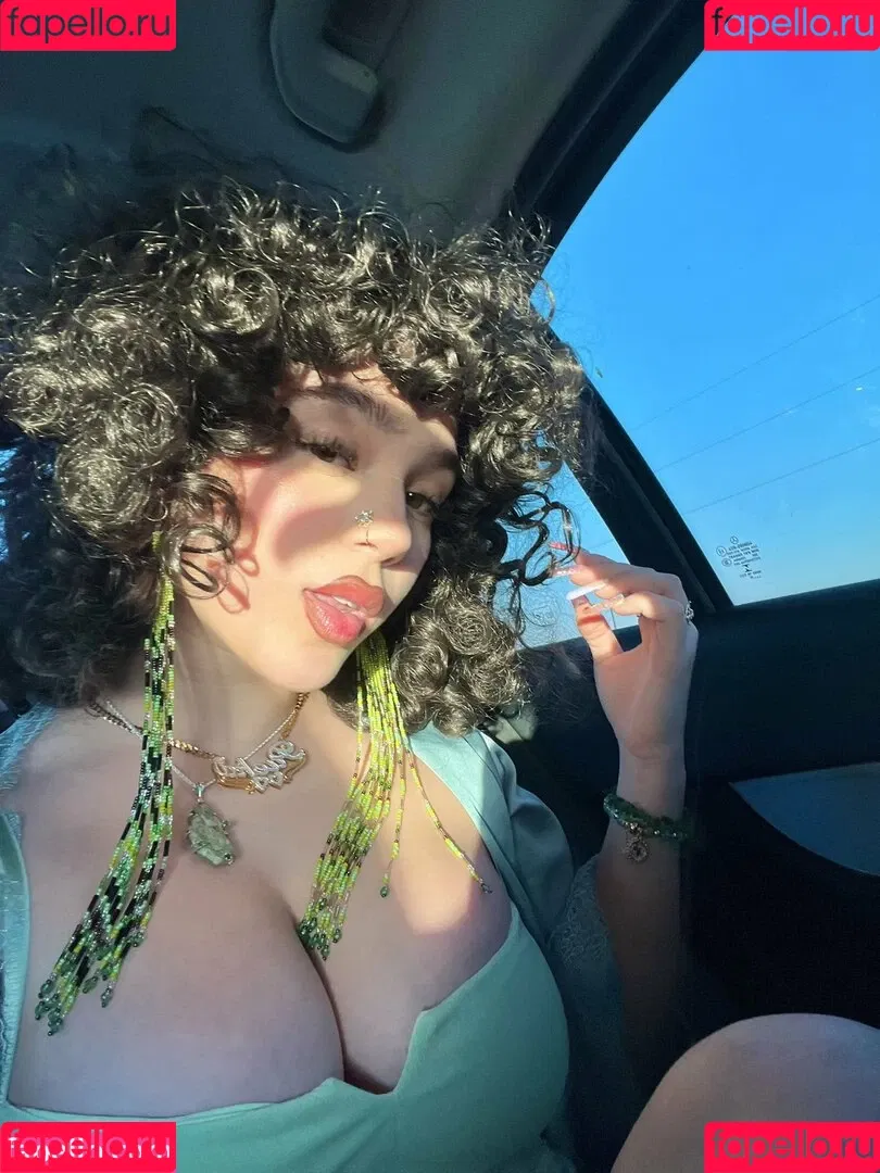Paeka Campos Onlyfans Photo Gallery 
