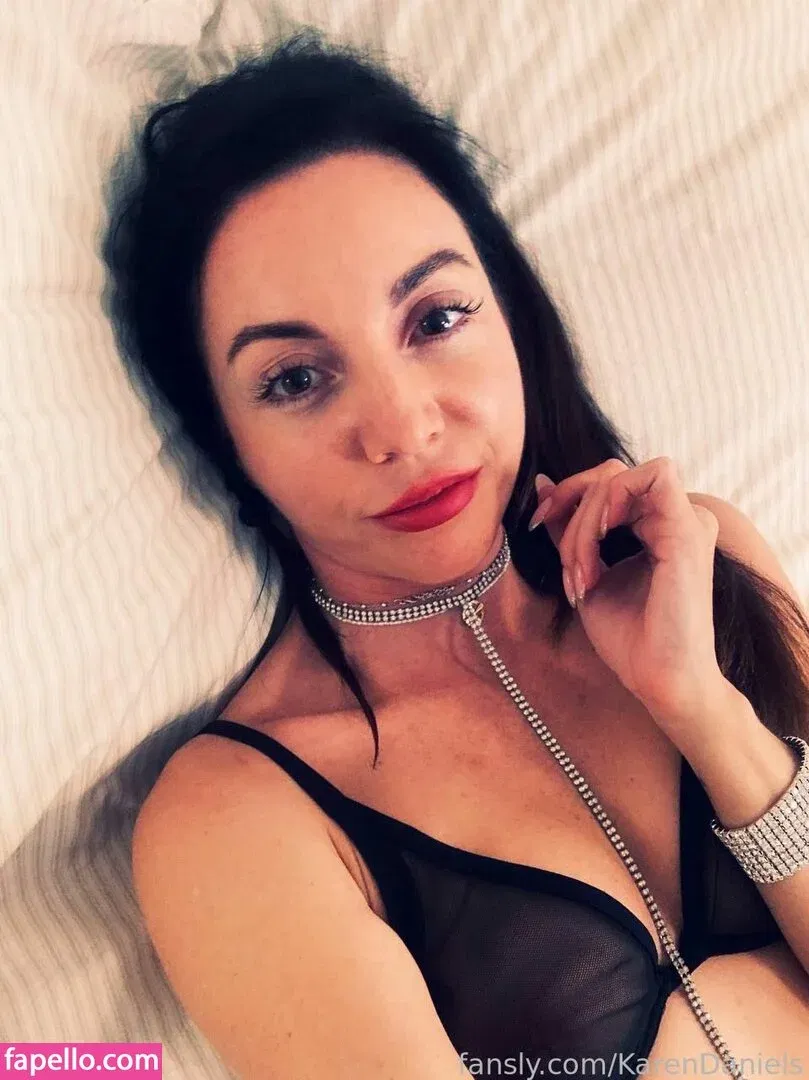 CateDaniels Onlyfans Photo Gallery 