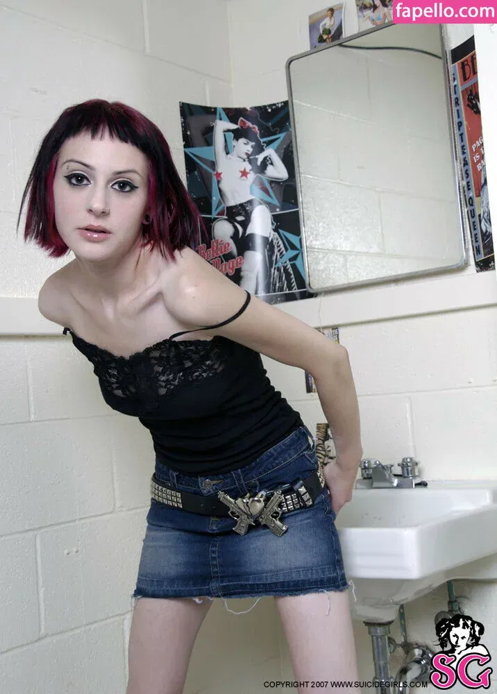 Justine SG Onlyfans Photo Gallery 