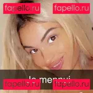 Zainaabb.ab Onlyfans Photo Gallery 