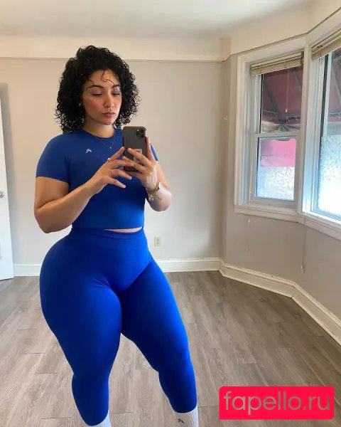 Zainaabb.ab Nude Onlyfans Photo 16