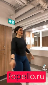 Zainaabb.ab Nude Onlyfans Photo 14