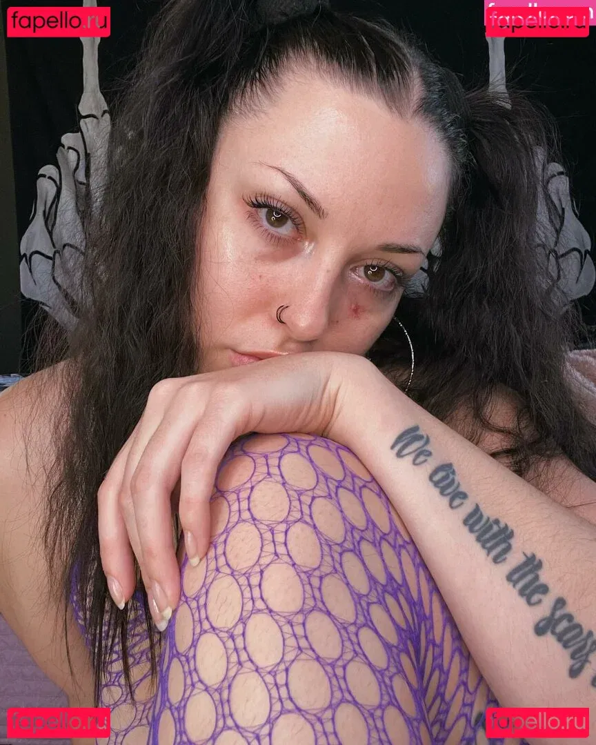 Vanessa Hughes Onlyfans Photo Gallery 