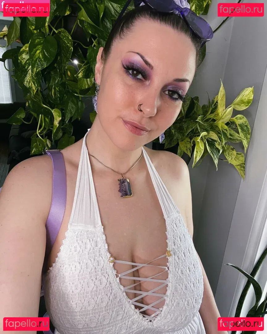 Vanessa Hughes Onlyfans Photo Gallery 