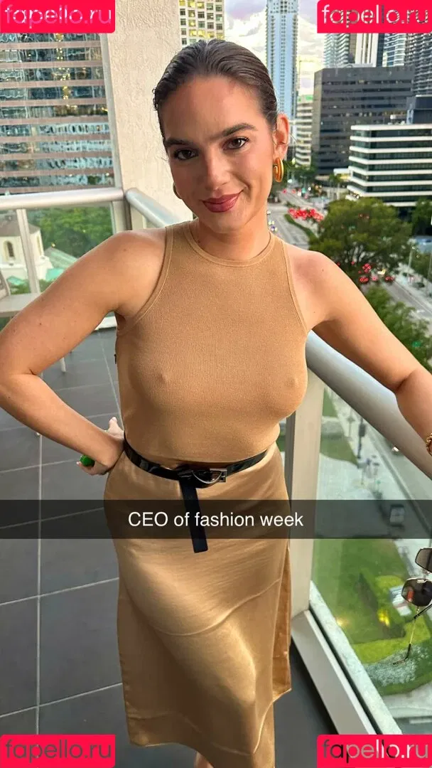 Natalie Mariduena Onlyfans Photo Gallery 