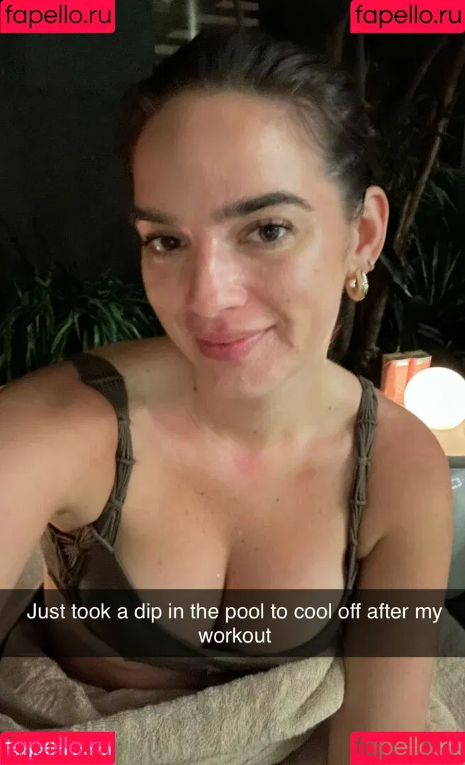 Natalie Mariduena Onlyfans Photo Gallery 
