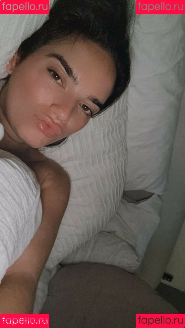 Natalie Mariduena Onlyfans Photo Gallery 