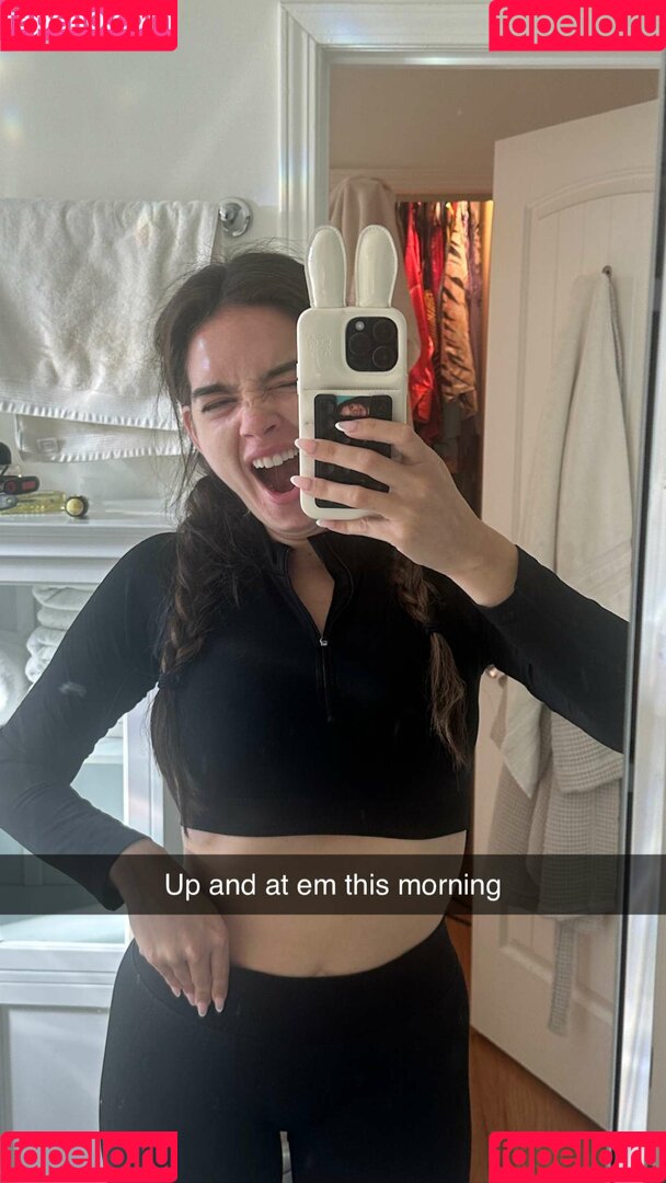 Natalie Mariduena Onlyfans Photo Gallery 