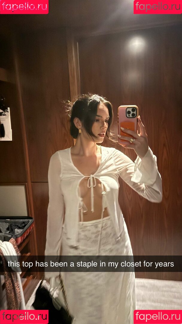 Natalie Mariduena Onlyfans Photo Gallery 