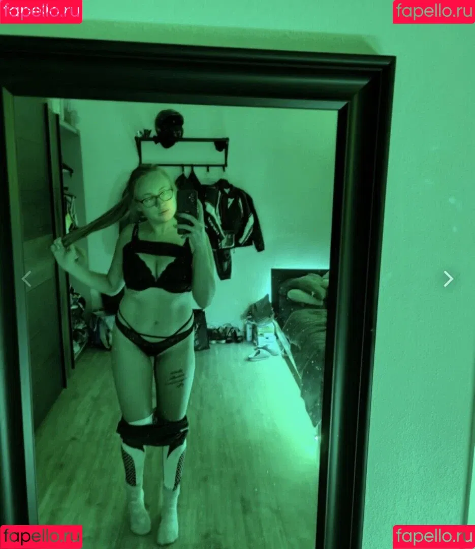 Feuerrose Onlyfans Photo Gallery 