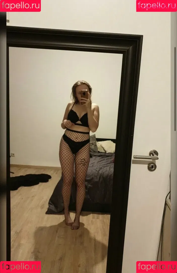 Feuerrose Onlyfans Photo Gallery 