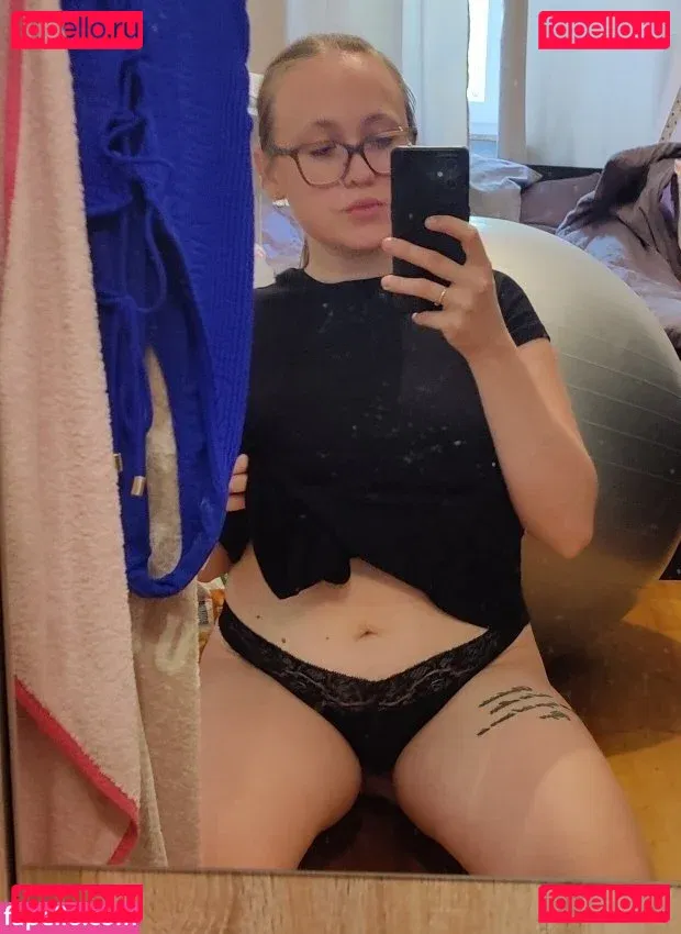 Feuerrose Onlyfans Photo Gallery 