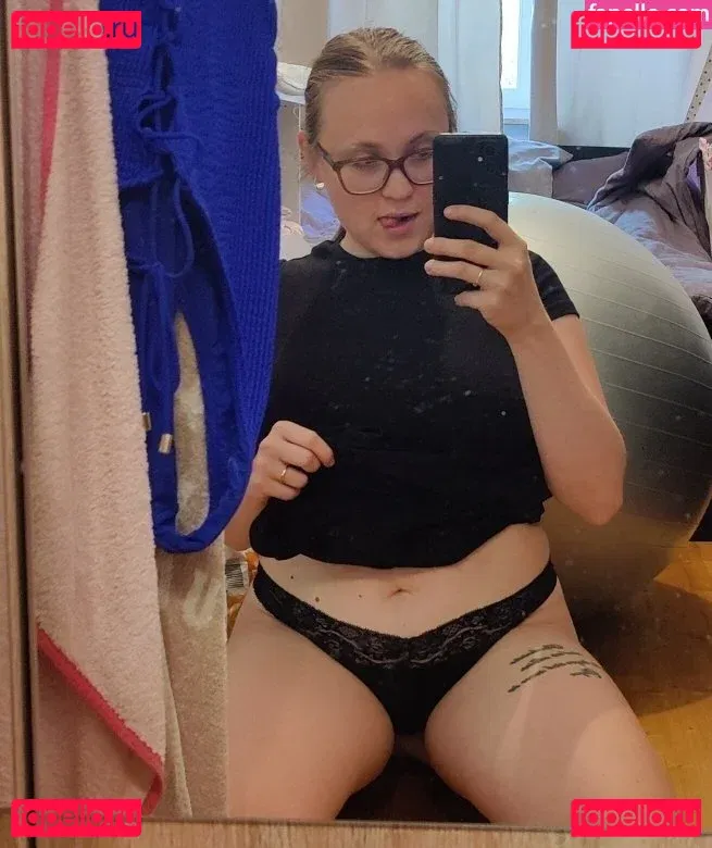 Feuerrose Onlyfans Photo Gallery 